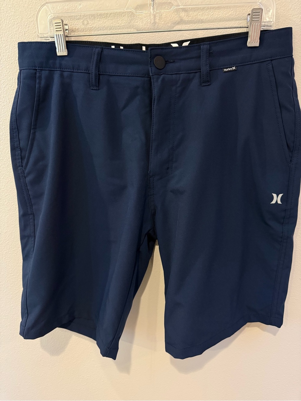 Hurley Men's All Day Hybrid 4-Way Stretch Walk Shorts in Navy